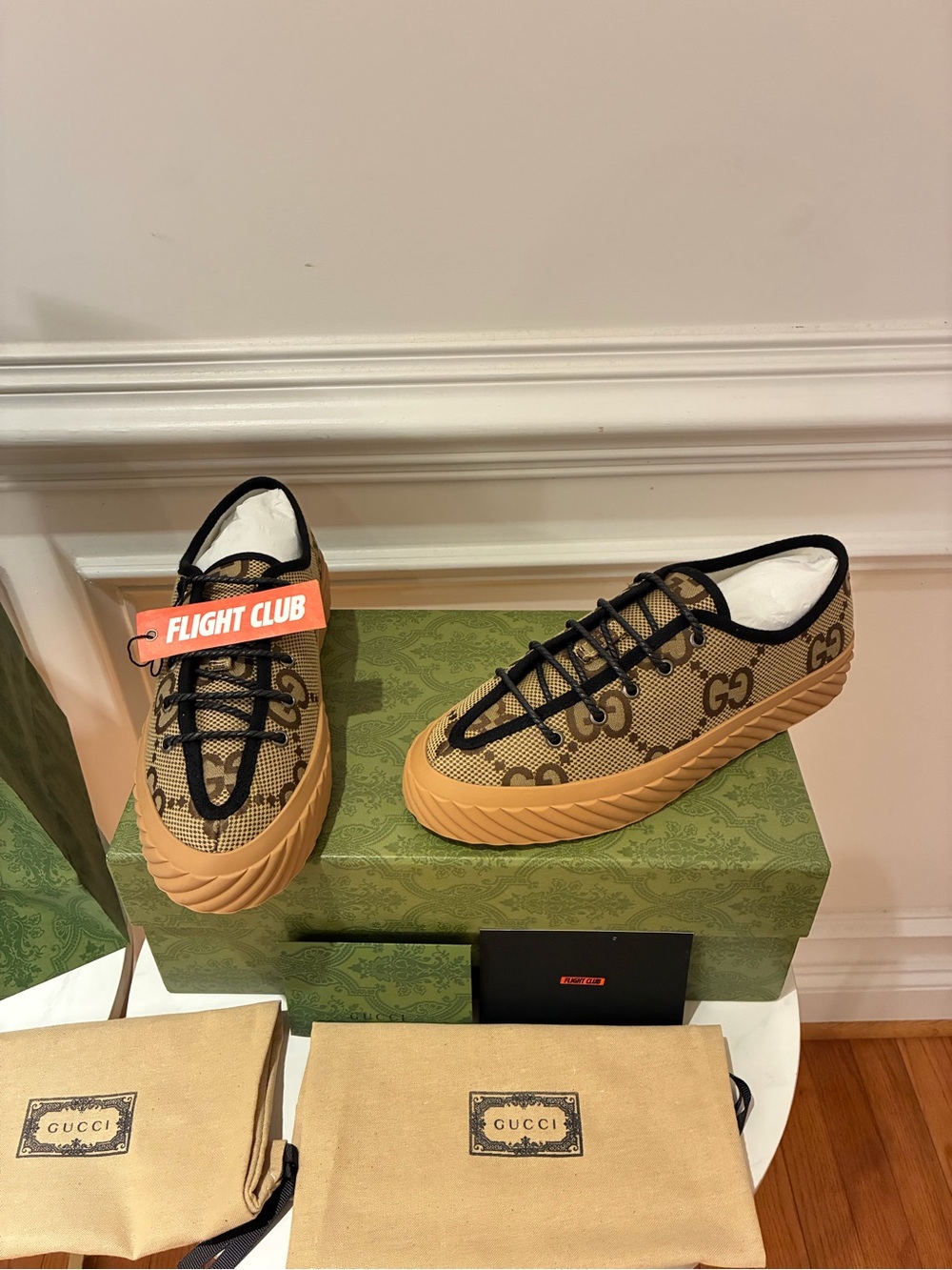 Authentic Gucci maxi Gg low caramel sneakers - Picture 2 of 7